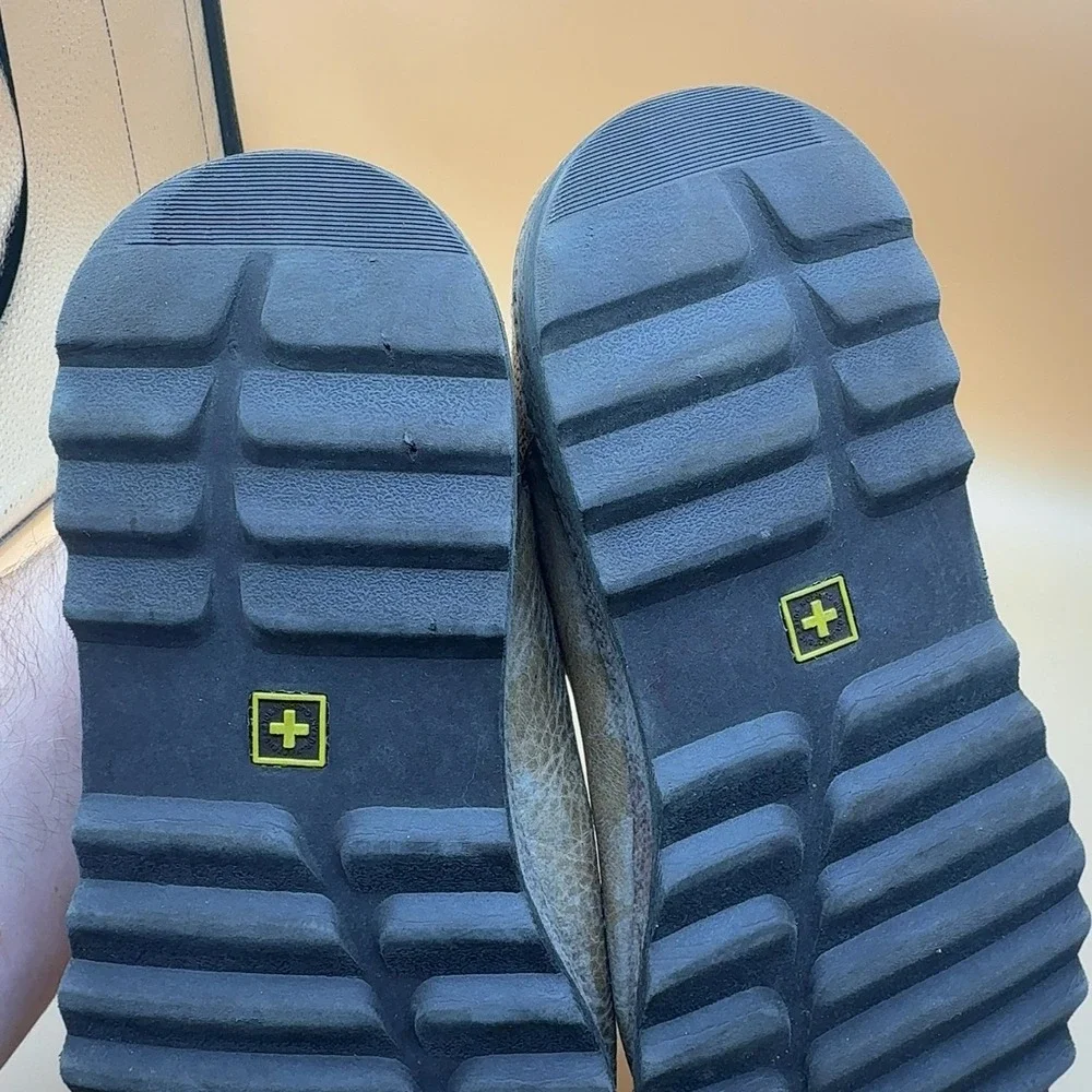 Dr. Martens cushe slip